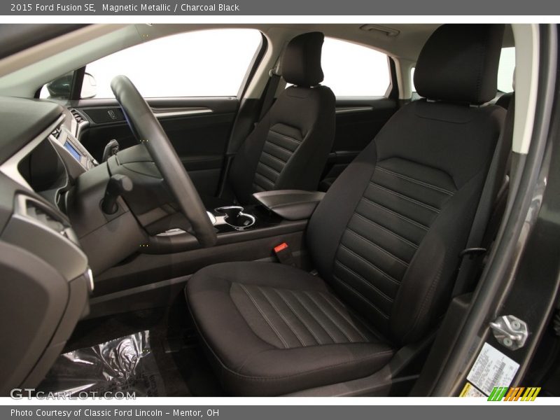 Magnetic Metallic / Charcoal Black 2015 Ford Fusion SE