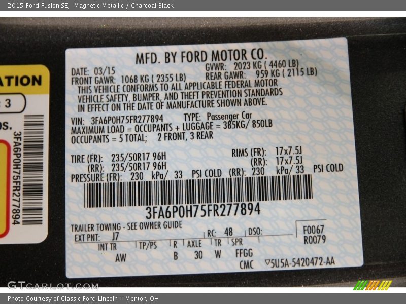 Magnetic Metallic / Charcoal Black 2015 Ford Fusion SE