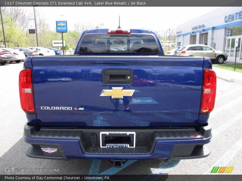 Laser Blue Metallic / Jet Black 2017 Chevrolet Colorado Z71 Extended Cab 4x4