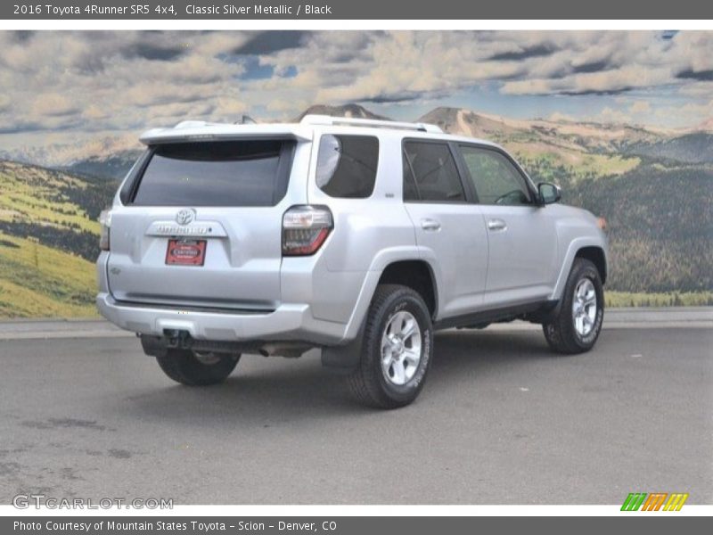 Classic Silver Metallic / Black 2016 Toyota 4Runner SR5 4x4