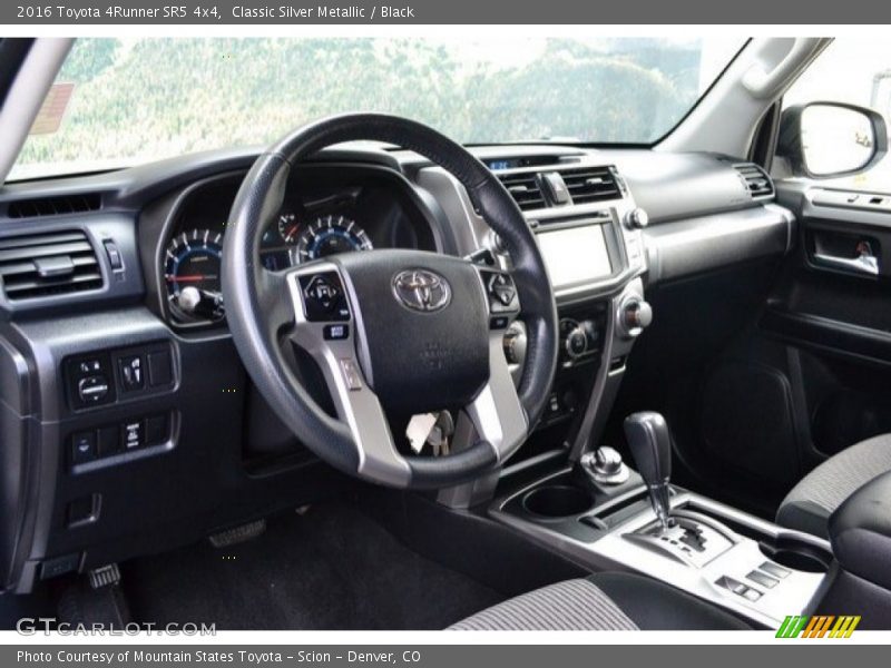 Classic Silver Metallic / Black 2016 Toyota 4Runner SR5 4x4