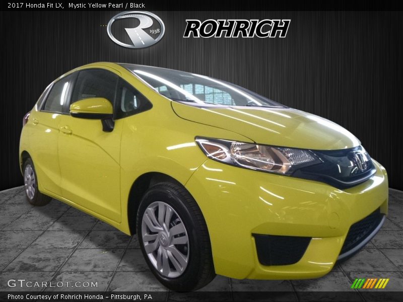 Mystic Yellow Pearl / Black 2017 Honda Fit LX