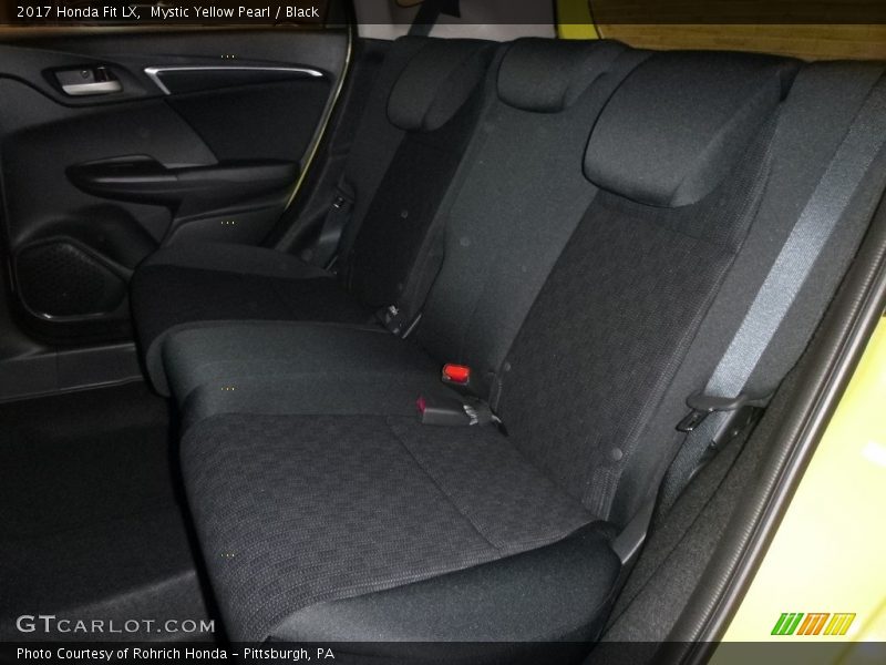 Mystic Yellow Pearl / Black 2017 Honda Fit LX