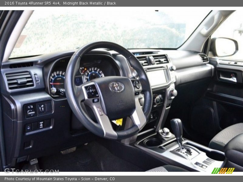 Midnight Black Metallic / Black 2016 Toyota 4Runner SR5 4x4