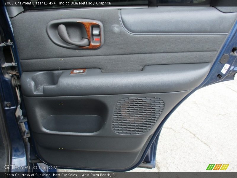 Indigo Blue Metallic / Graphite 2003 Chevrolet Blazer LS 4x4