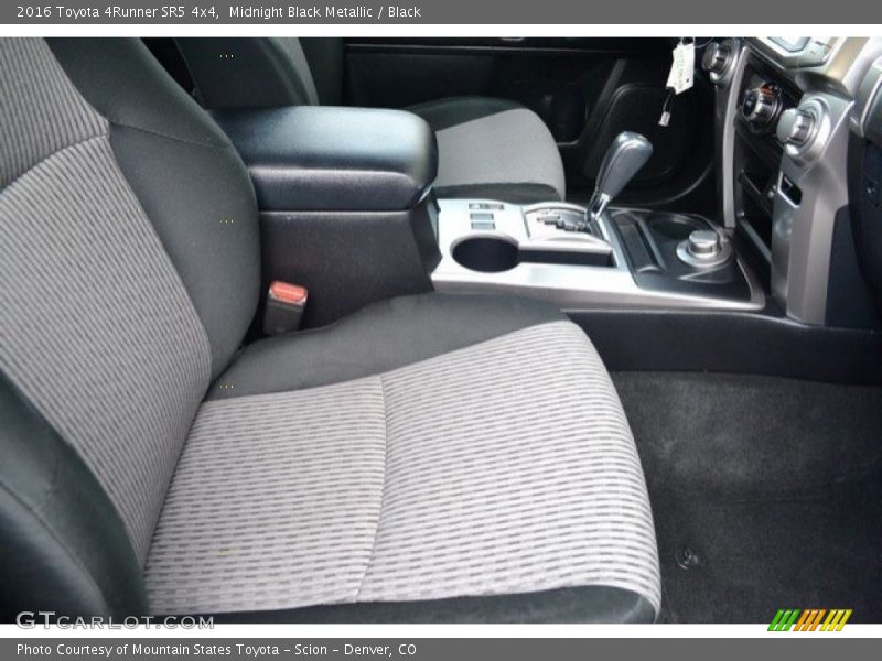 Midnight Black Metallic / Black 2016 Toyota 4Runner SR5 4x4