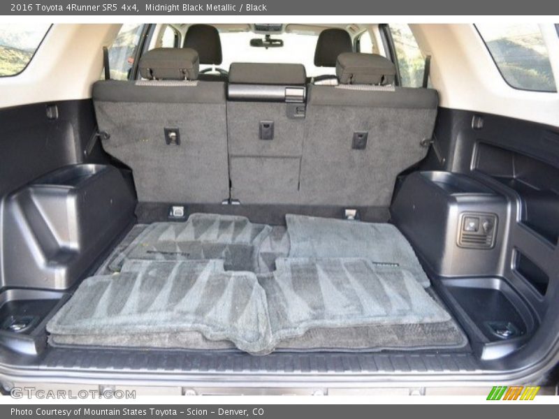 Midnight Black Metallic / Black 2016 Toyota 4Runner SR5 4x4