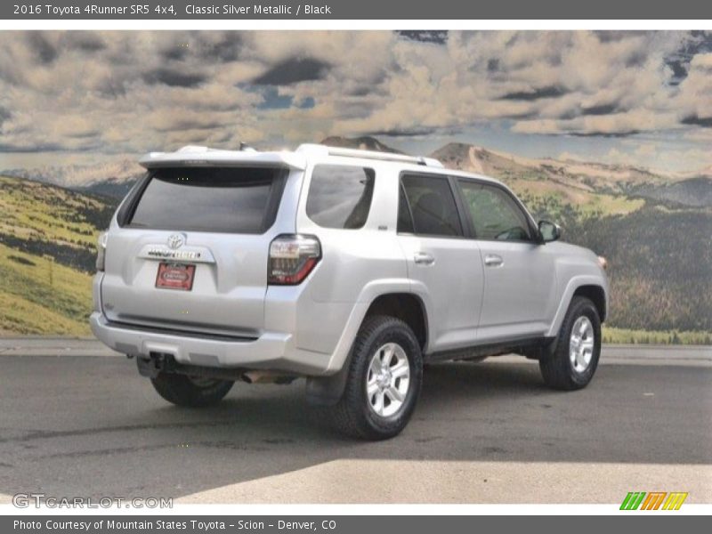Classic Silver Metallic / Black 2016 Toyota 4Runner SR5 4x4