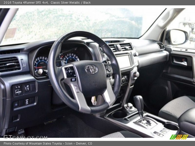 Classic Silver Metallic / Black 2016 Toyota 4Runner SR5 4x4