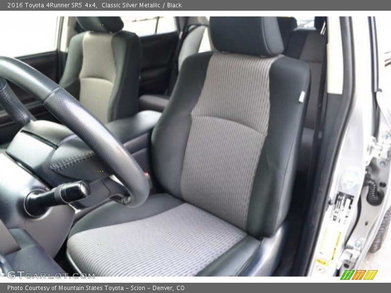 Classic Silver Metallic / Black 2016 Toyota 4Runner SR5 4x4
