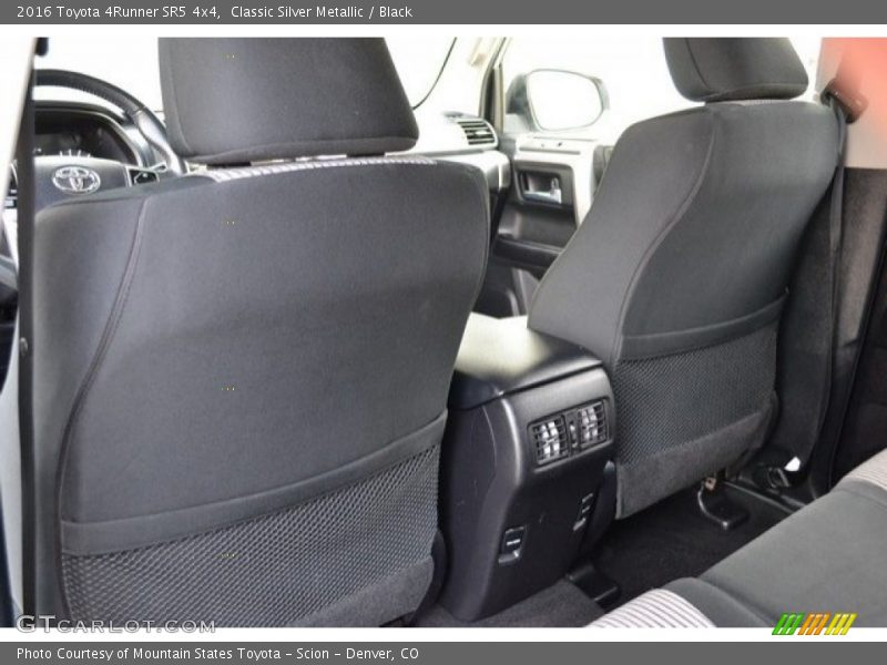 Classic Silver Metallic / Black 2016 Toyota 4Runner SR5 4x4