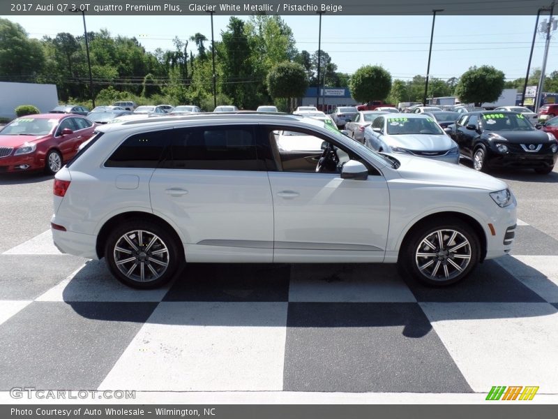 Glacier White Metallic / Pistachio Beige 2017 Audi Q7 3.0T quattro Premium Plus