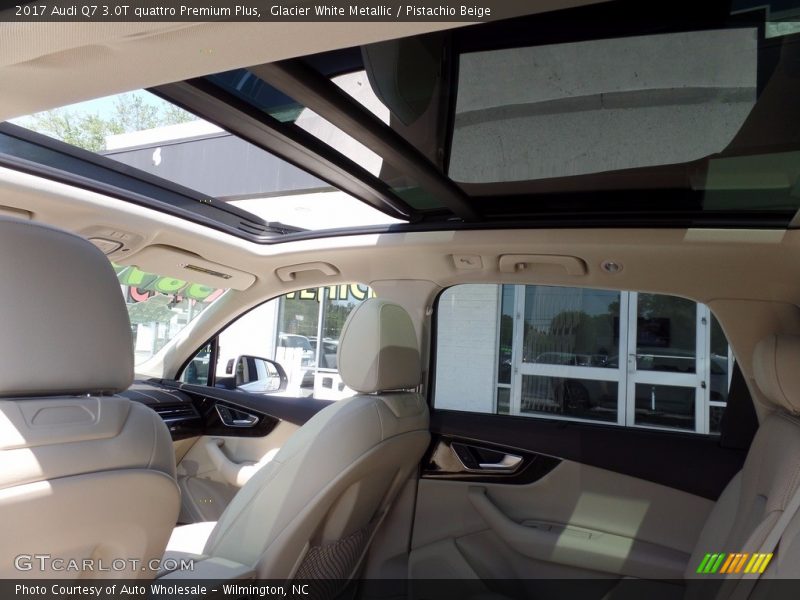 Glacier White Metallic / Pistachio Beige 2017 Audi Q7 3.0T quattro Premium Plus