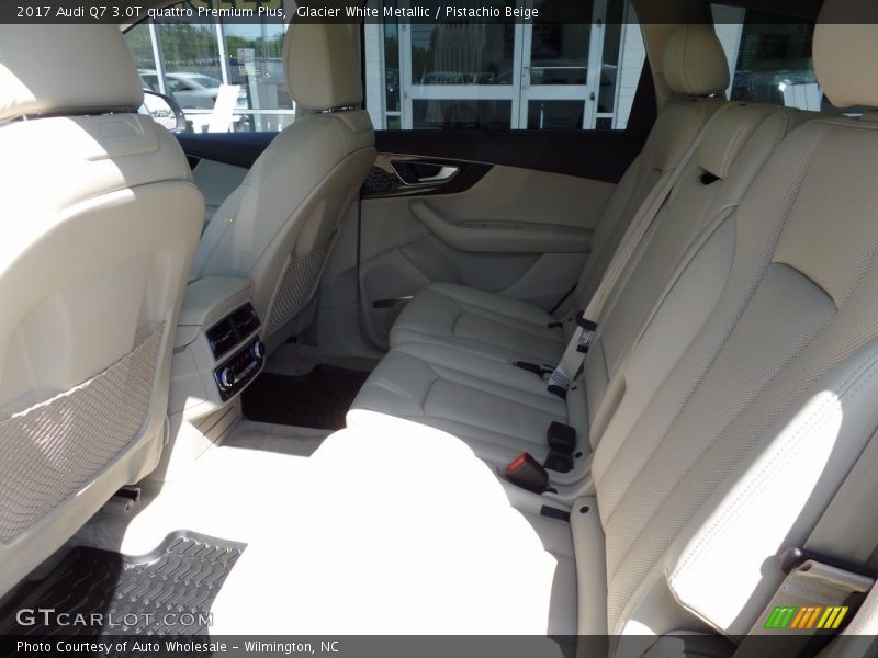 Glacier White Metallic / Pistachio Beige 2017 Audi Q7 3.0T quattro Premium Plus
