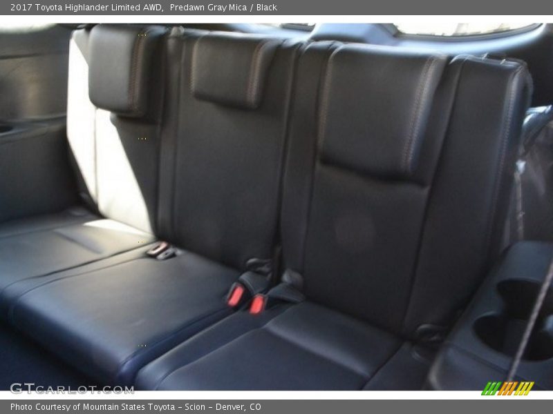 Predawn Gray Mica / Black 2017 Toyota Highlander Limited AWD