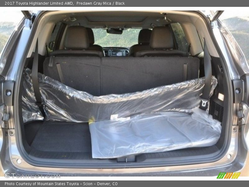 Predawn Gray Mica / Black 2017 Toyota Highlander Limited AWD