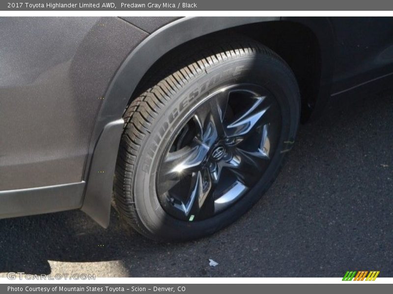Predawn Gray Mica / Black 2017 Toyota Highlander Limited AWD