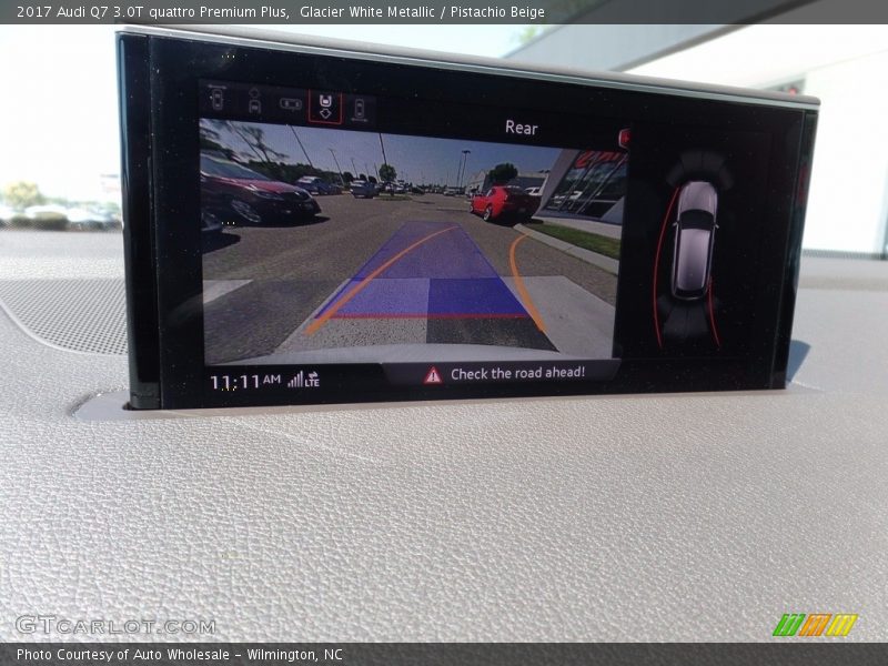Glacier White Metallic / Pistachio Beige 2017 Audi Q7 3.0T quattro Premium Plus