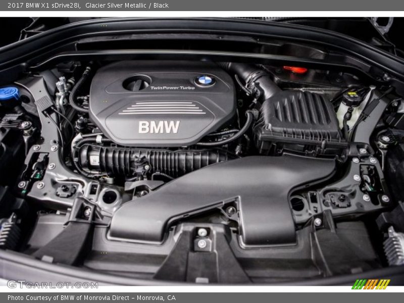 Glacier Silver Metallic / Black 2017 BMW X1 sDrive28i