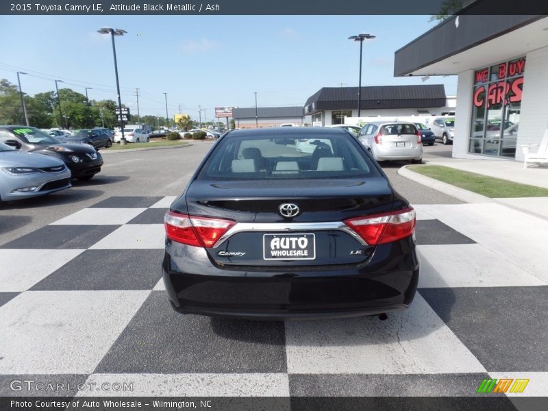 Attitude Black Metallic / Ash 2015 Toyota Camry LE