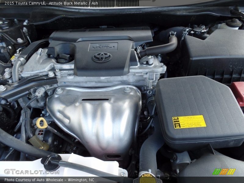 Attitude Black Metallic / Ash 2015 Toyota Camry LE