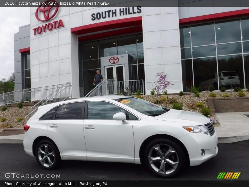 Blizzard White Pearl / Gray 2010 Toyota Venza V6 AWD