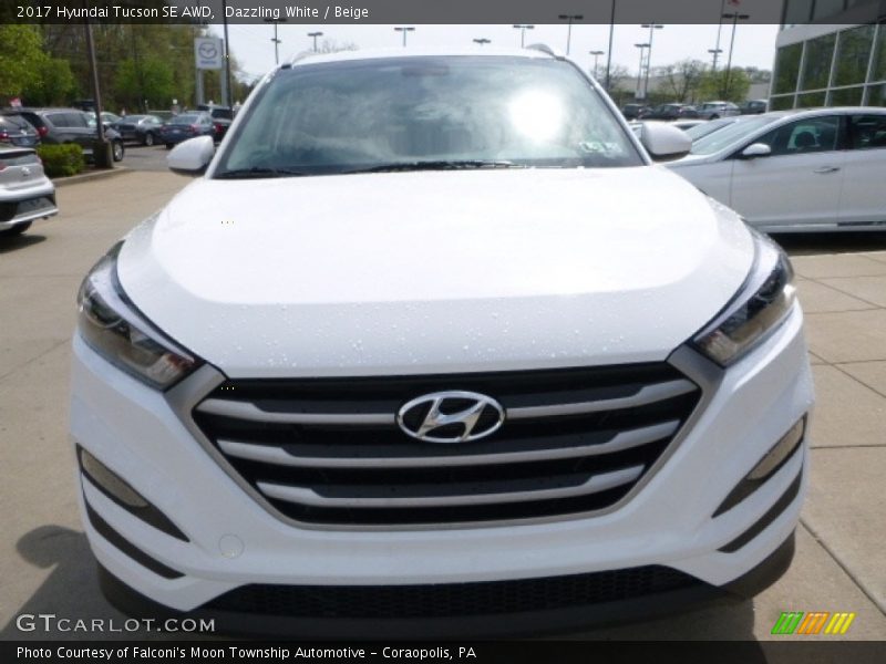 Dazzling White / Beige 2017 Hyundai Tucson SE AWD