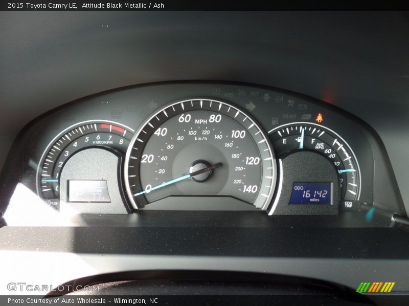 Attitude Black Metallic / Ash 2015 Toyota Camry LE