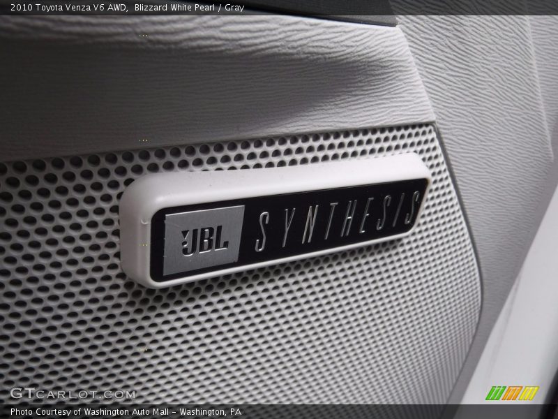 Blizzard White Pearl / Gray 2010 Toyota Venza V6 AWD