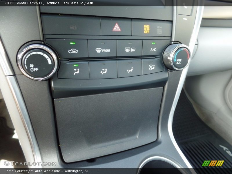 Attitude Black Metallic / Ash 2015 Toyota Camry LE