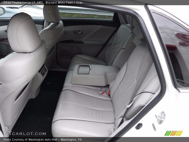 Blizzard White Pearl / Gray 2010 Toyota Venza V6 AWD