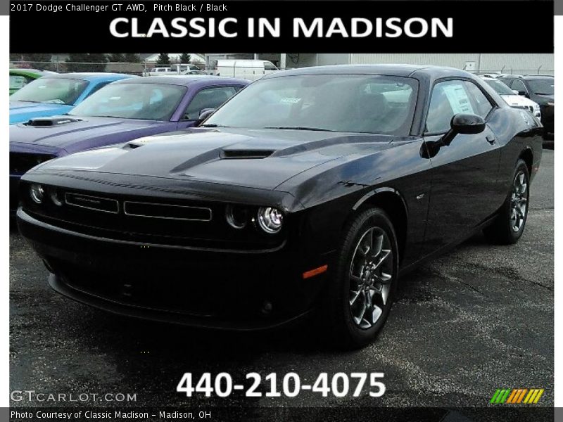 Pitch Black / Black 2017 Dodge Challenger GT AWD