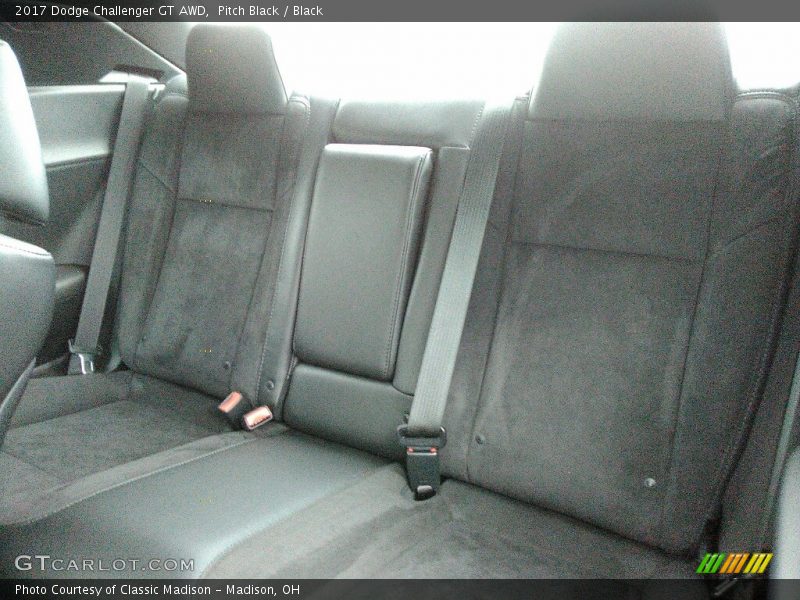 Pitch Black / Black 2017 Dodge Challenger GT AWD