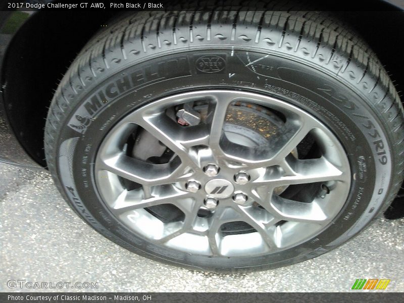 Pitch Black / Black 2017 Dodge Challenger GT AWD