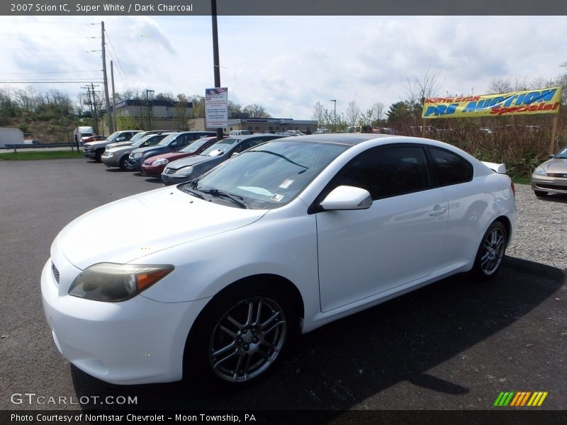 Front 3/4 View of 2007 tC 