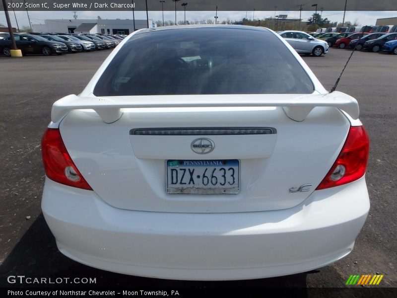 Super White / Dark Charcoal 2007 Scion tC