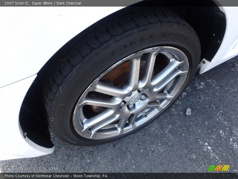 Super White / Dark Charcoal 2007 Scion tC