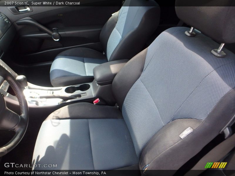 Super White / Dark Charcoal 2007 Scion tC