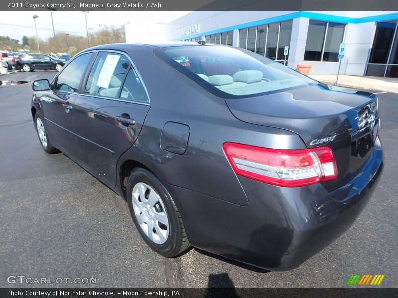 Magnetic Gray Metallic / Ash 2011 Toyota Camry SE
