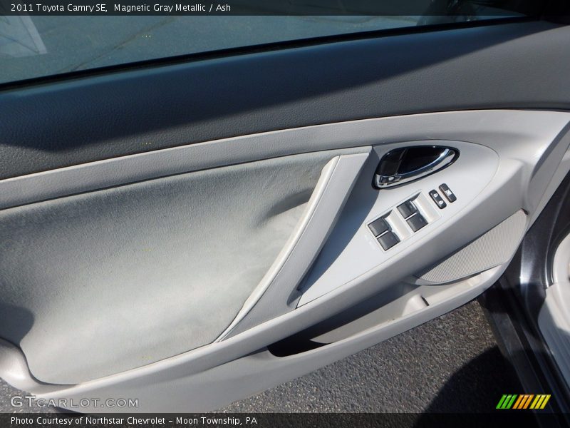 Magnetic Gray Metallic / Ash 2011 Toyota Camry SE