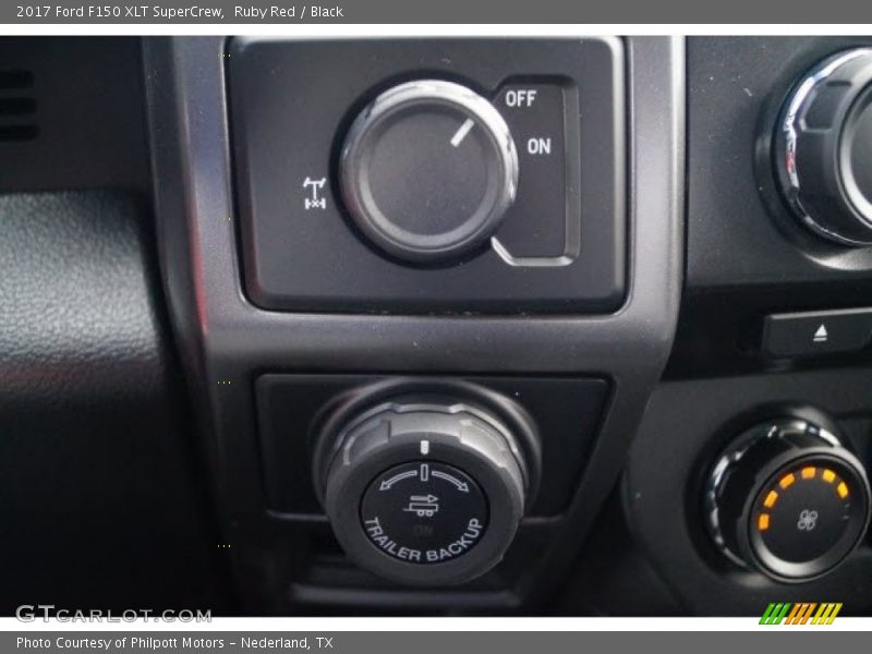 Ruby Red / Black 2017 Ford F150 XLT SuperCrew