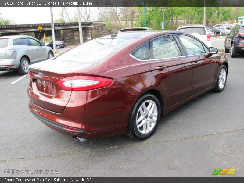 Bronze Fire Metallic / Dune 2016 Ford Fusion SE