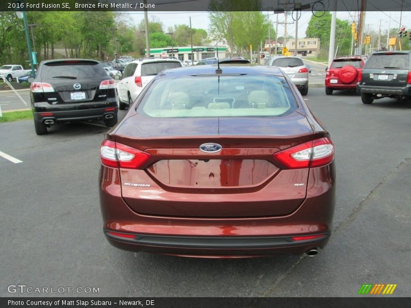 Bronze Fire Metallic / Dune 2016 Ford Fusion SE