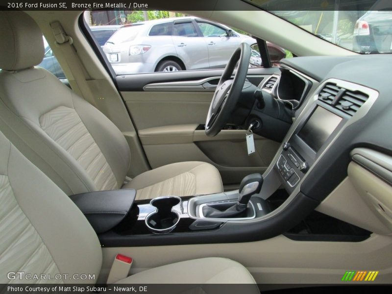 Bronze Fire Metallic / Dune 2016 Ford Fusion SE