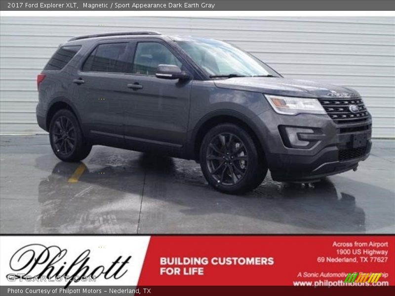 Magnetic / Sport Appearance Dark Earth Gray 2017 Ford Explorer XLT