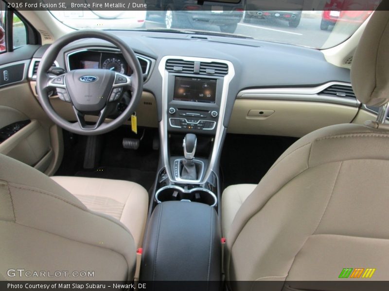 Bronze Fire Metallic / Dune 2016 Ford Fusion SE