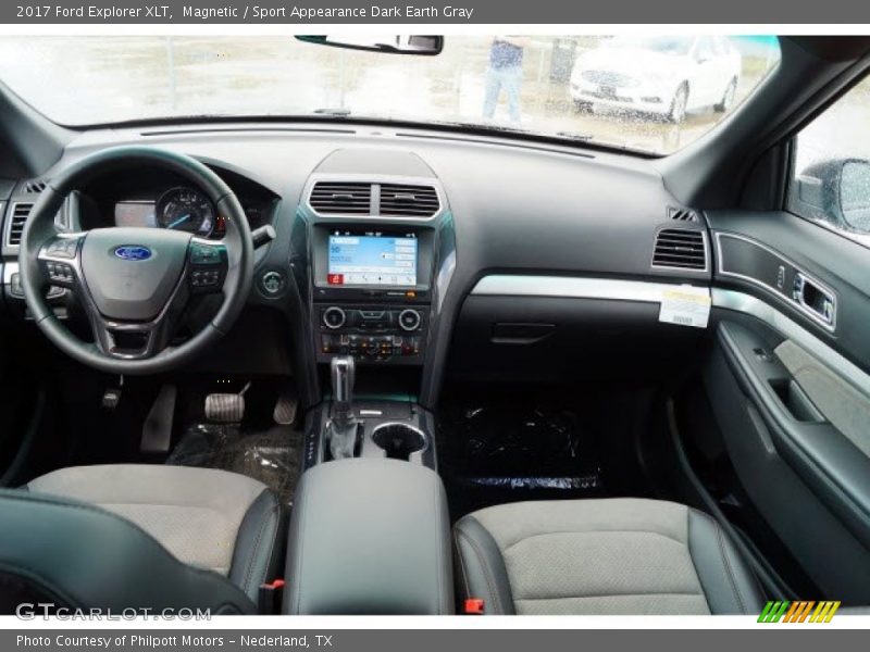 Magnetic / Sport Appearance Dark Earth Gray 2017 Ford Explorer XLT