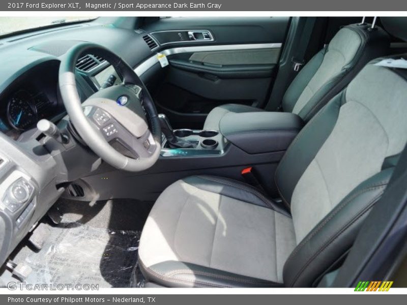 Magnetic / Sport Appearance Dark Earth Gray 2017 Ford Explorer XLT