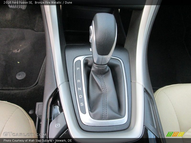 Bronze Fire Metallic / Dune 2016 Ford Fusion SE