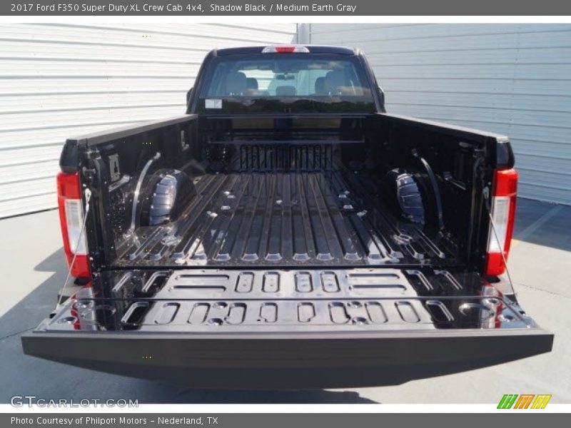 Shadow Black / Medium Earth Gray 2017 Ford F350 Super Duty XL Crew Cab 4x4
